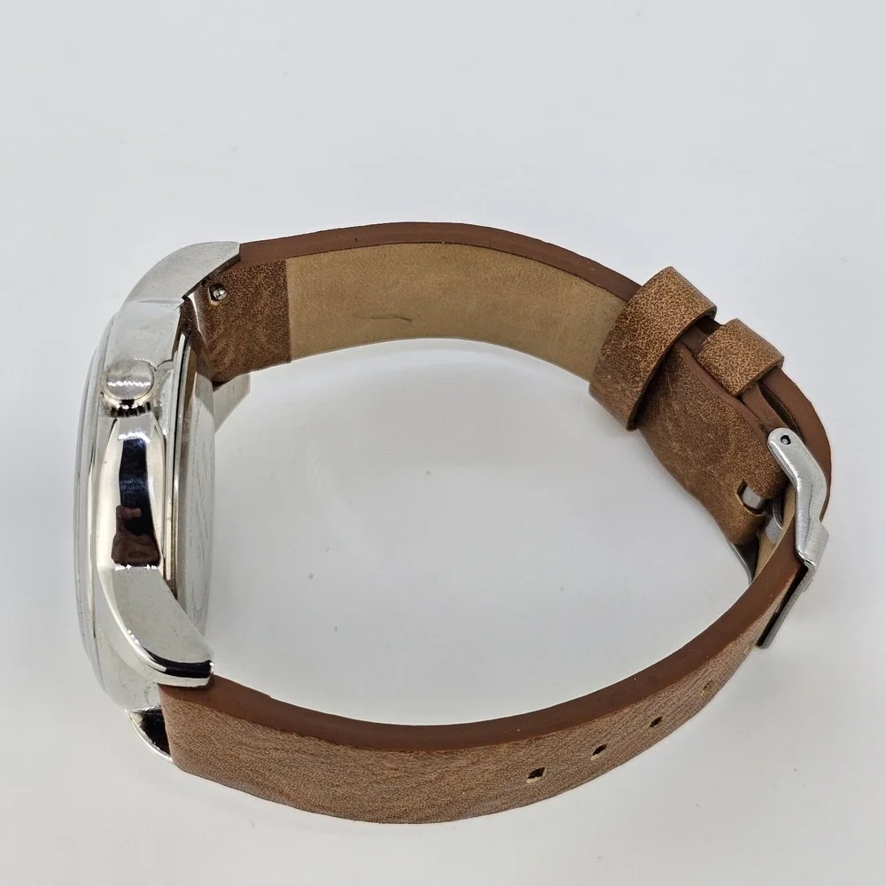 No‎ Boundaries Men's Watch 44MM Purple Dial Brown Leather Bands New Battery
